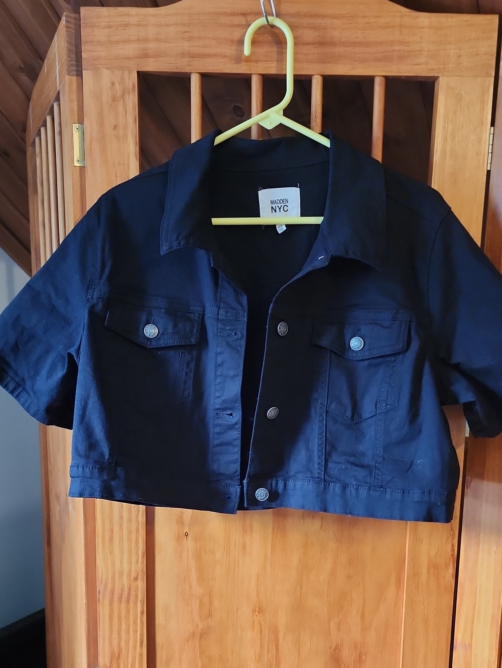 Women's Black Cropped Jean Jacket
